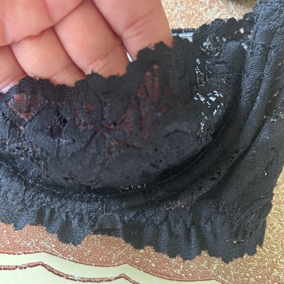 The Escante Collection Black Floral Lace Vintage Inspired Underwire Demi Bra LG - Picture 5 of 5